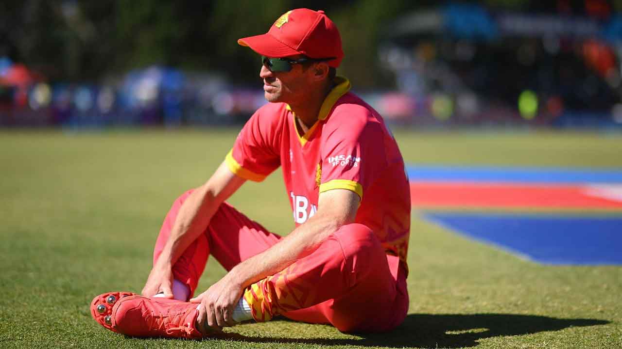 ছিটকে গেলেন জিম্বাবুয়ে অধিনায়ক
