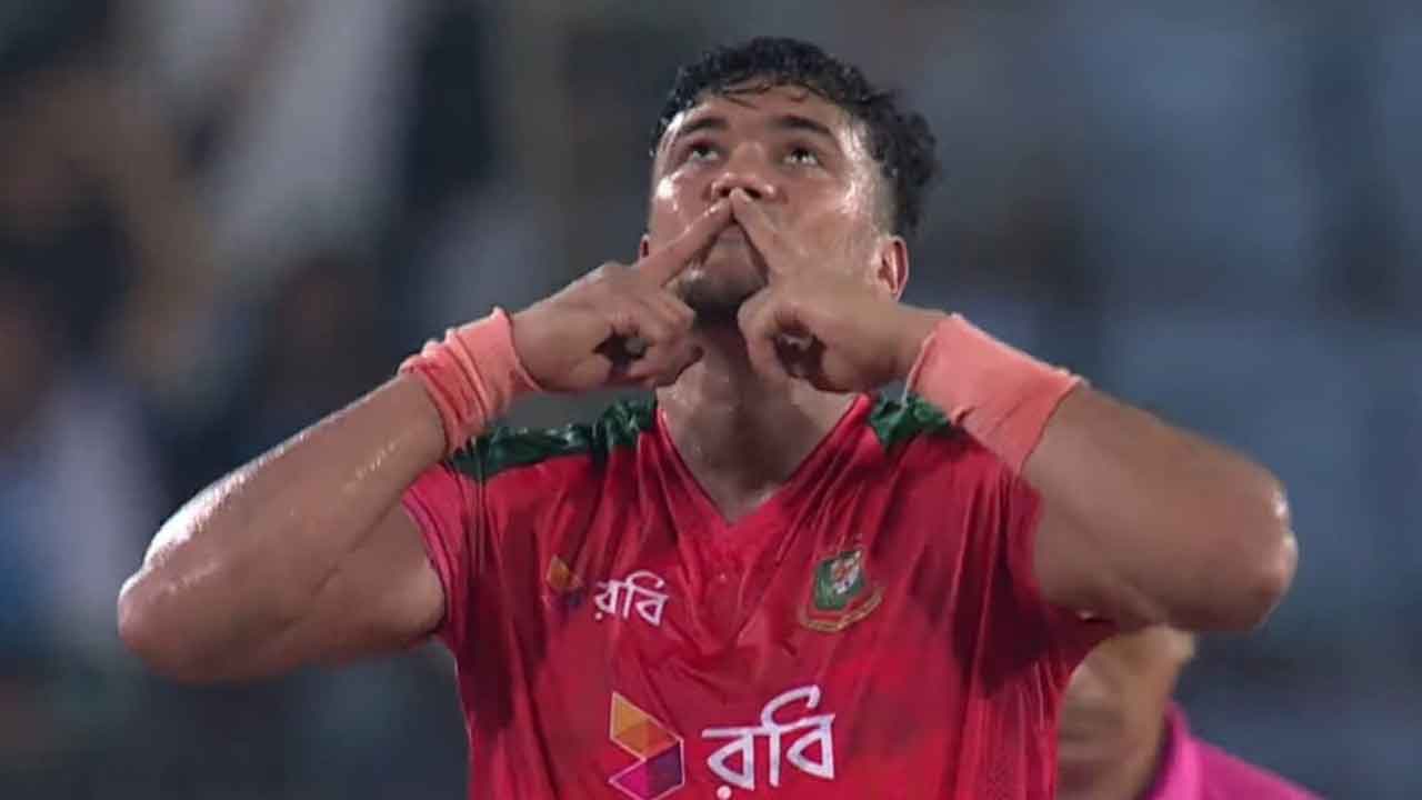 ক্রোয়েসকে ফিরিয়ে তাসকিনের ৪ উইকেট