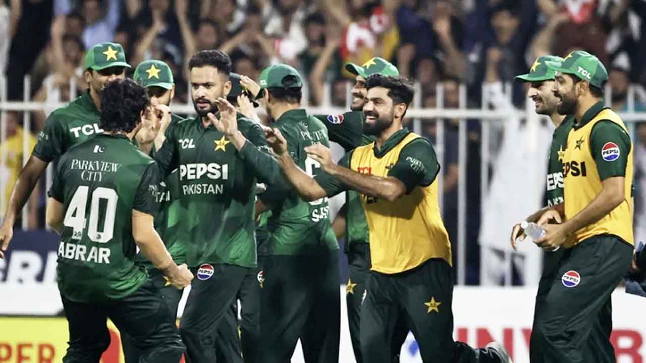 আফগানিস্তানকে গুঁড়িয়ে পাকিস্তান ও নাওয়াজের যত রেকর্ড