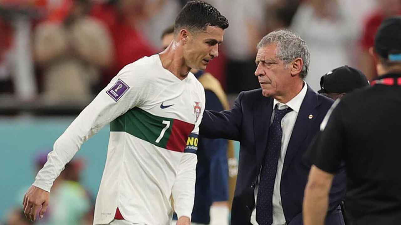 বিশাল হারের পর চাকরি হারালেন রোনালদোদের সাবেক কোচ