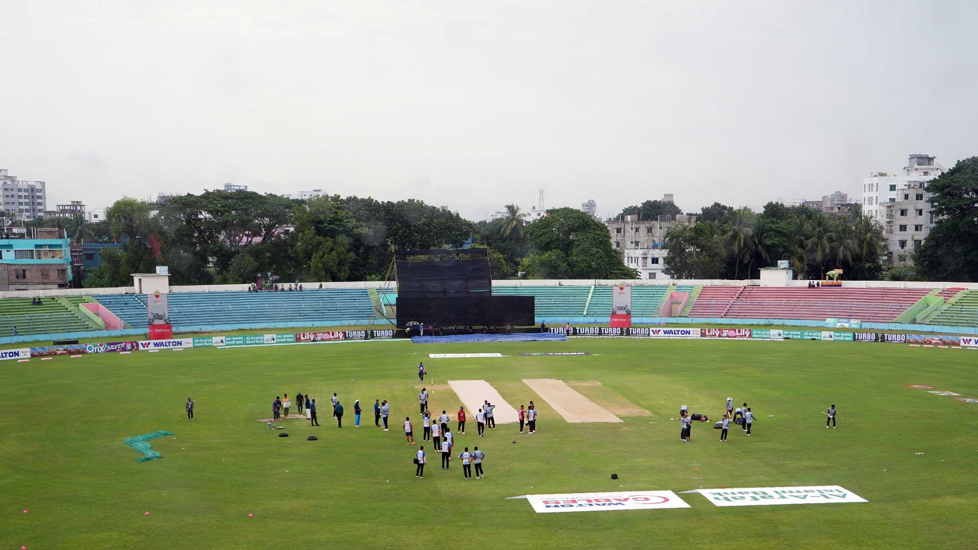 ১৬০ ওভারের মধ্যে হলো মাত্র ১০ ওভার