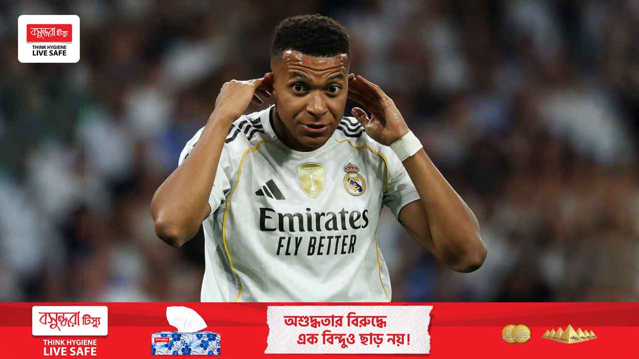 দুই পেনাল্টিতেই গোল করতে পেরে ‘খুশি’ এমবাপে
