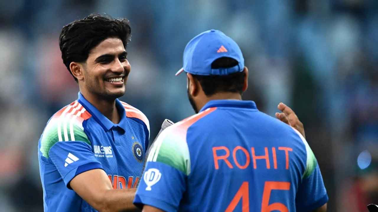 ওয়ানডেতেও রোহিতের জায়গা নিচ্ছেন গিল
