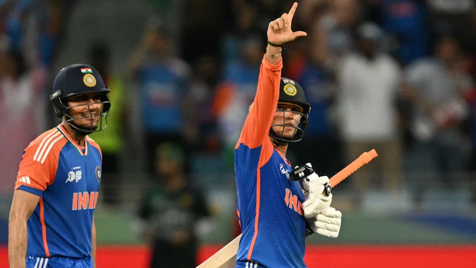 বিধ্বংসী ব্যাটিংয়ে মাসের সেরা ভারতের দুই ওপেনার