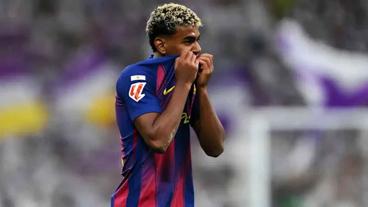 ইয়ামালকে বির্তক থেকে বাঁচাতে নতুন পরিকল্পনা বার্সার