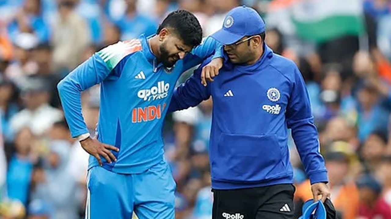 ভয়াবহ চোটে পড়া আয়ারের মাঠে ফেরার সময় জানাল বিসিসিআই