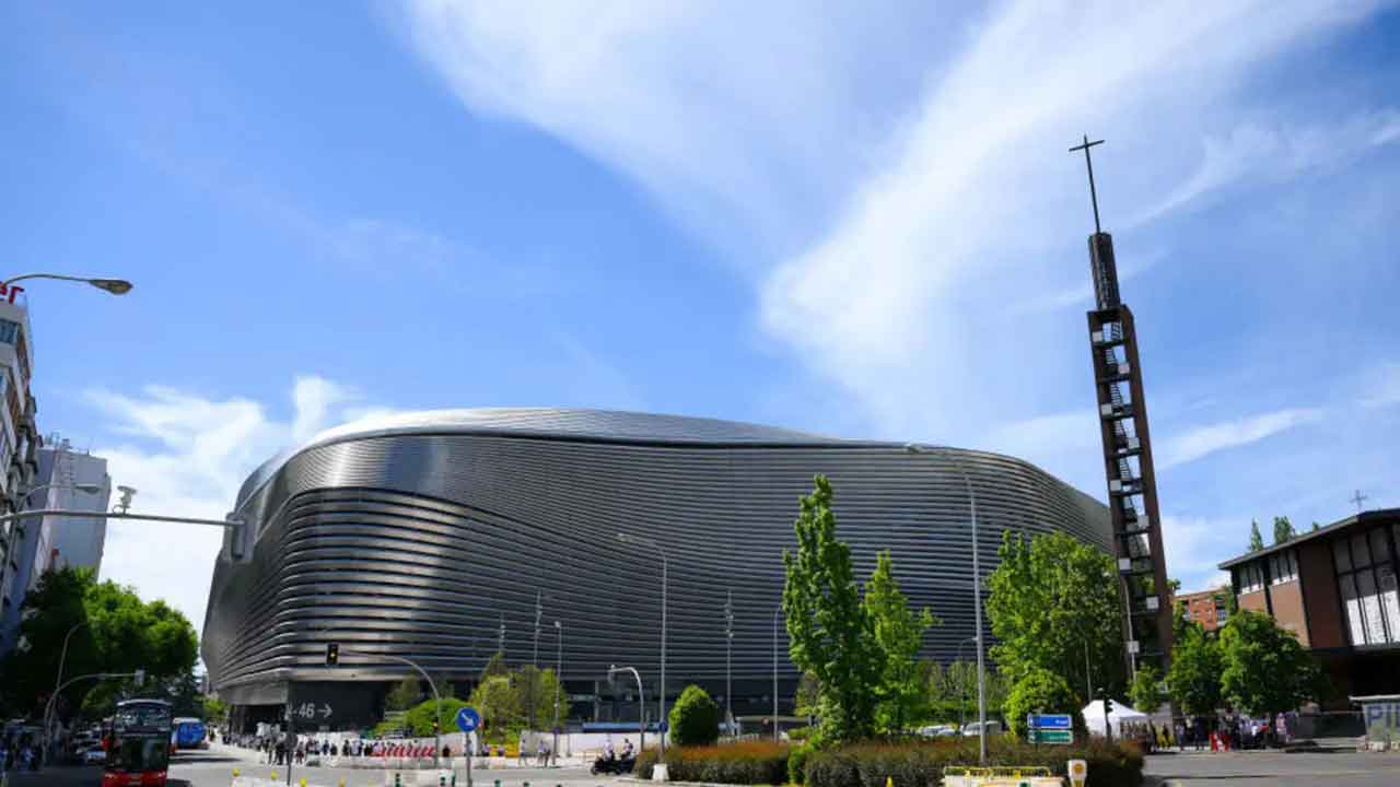 ৭০ বছর পর ‘নতুন নামে’ রিয়াল মাদ্রিদের হোম ভেন্যু