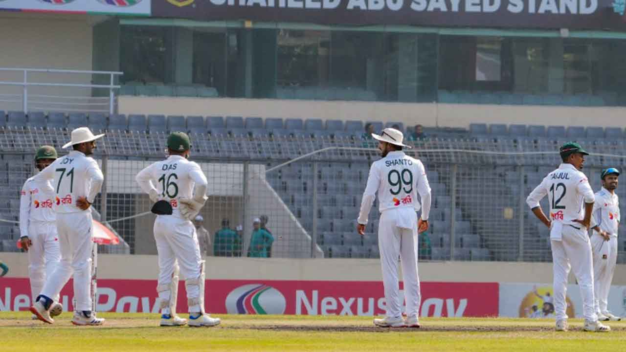 ভূমিকম্পের সময় মাঠে কী অবস্থা ছিল ক্রিকেটারদের