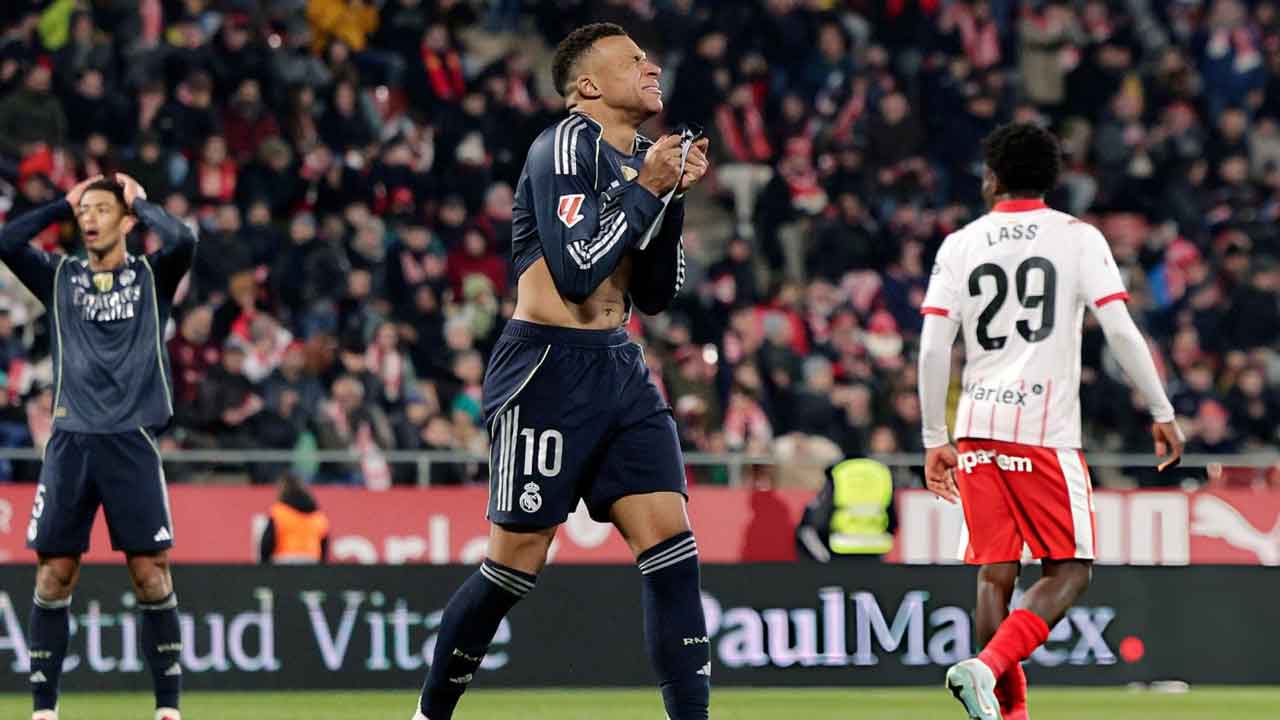 আবারও পয়েন্ট খুঁইয়ে বার্সার কাছে রাজত্বও হারালো রিয়াল