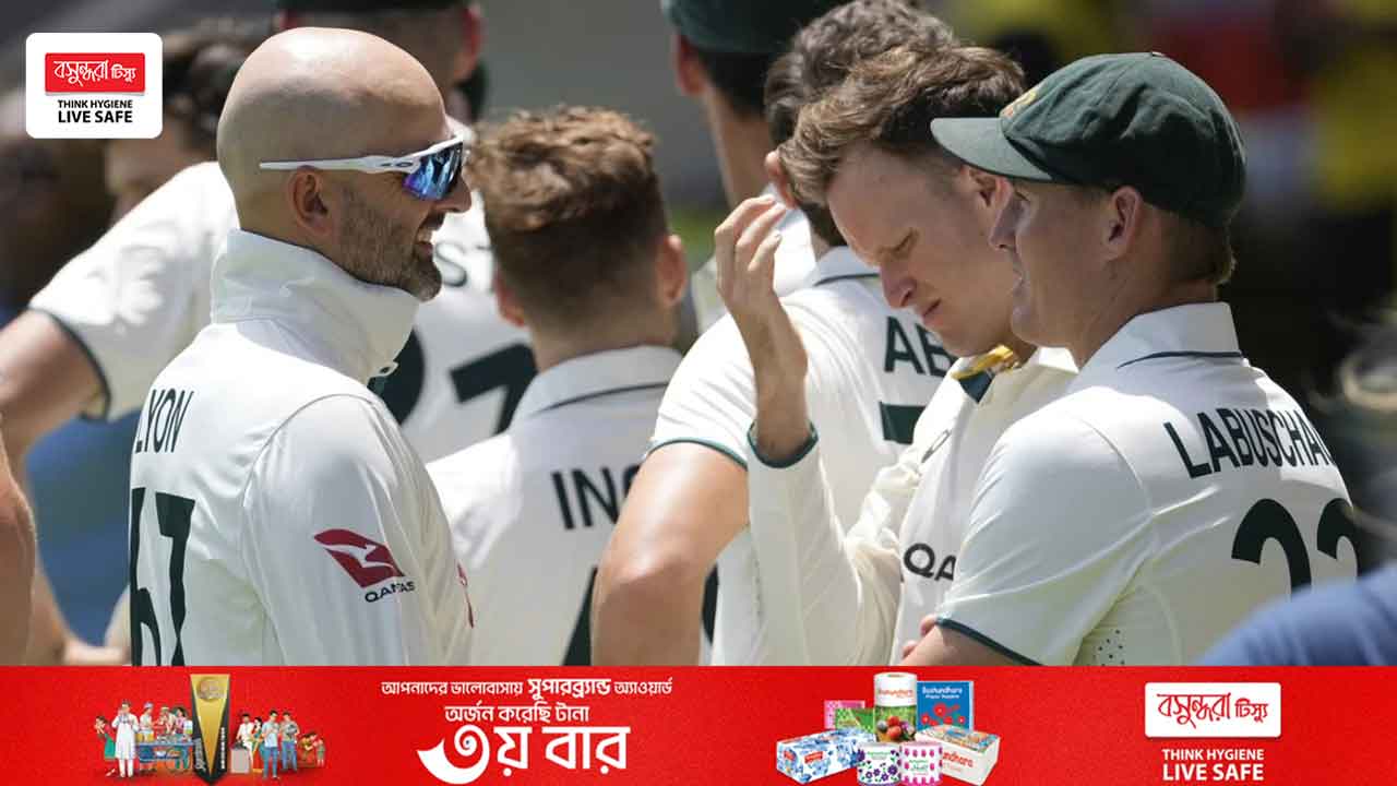 কিংবদন্তি বোলারকে ১৪ বছর পর বাদ দিল অস্ট্রেলিয়া