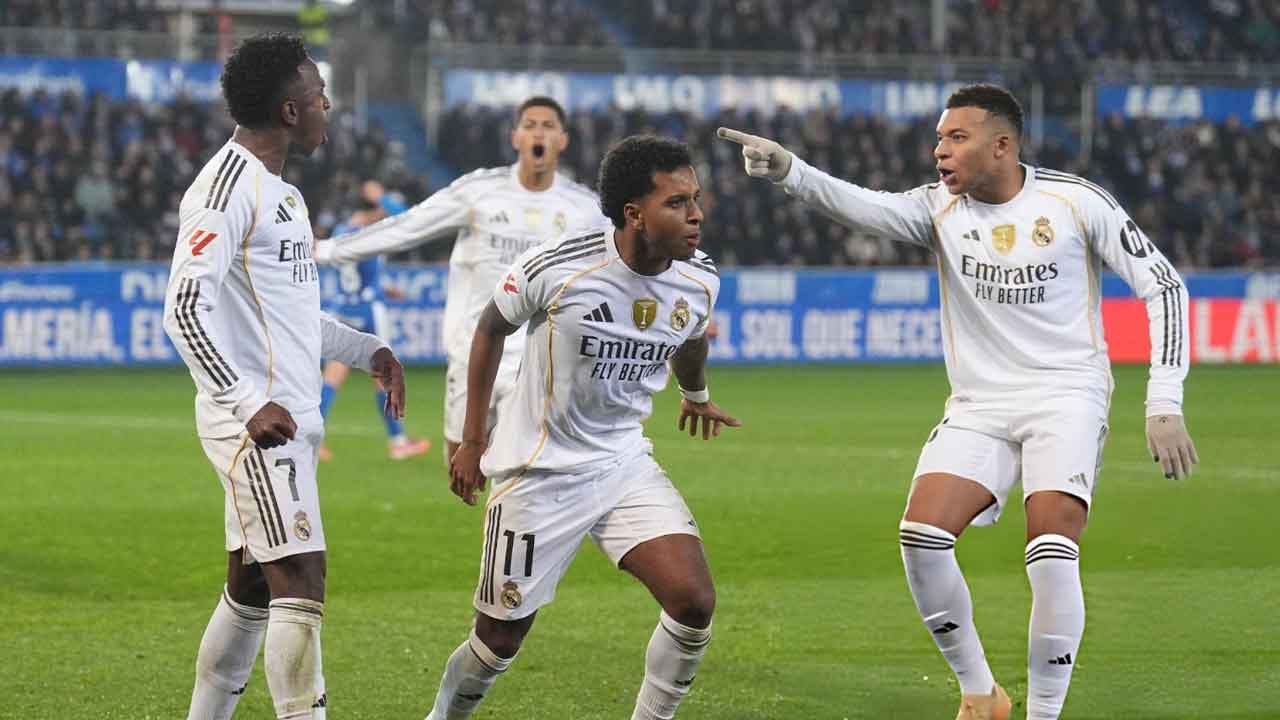 এক ফ্রেমে আলাভেসের বিপক্ষে রিয়ালের গোল-অ্যাসিস্ট করা চার তারকা