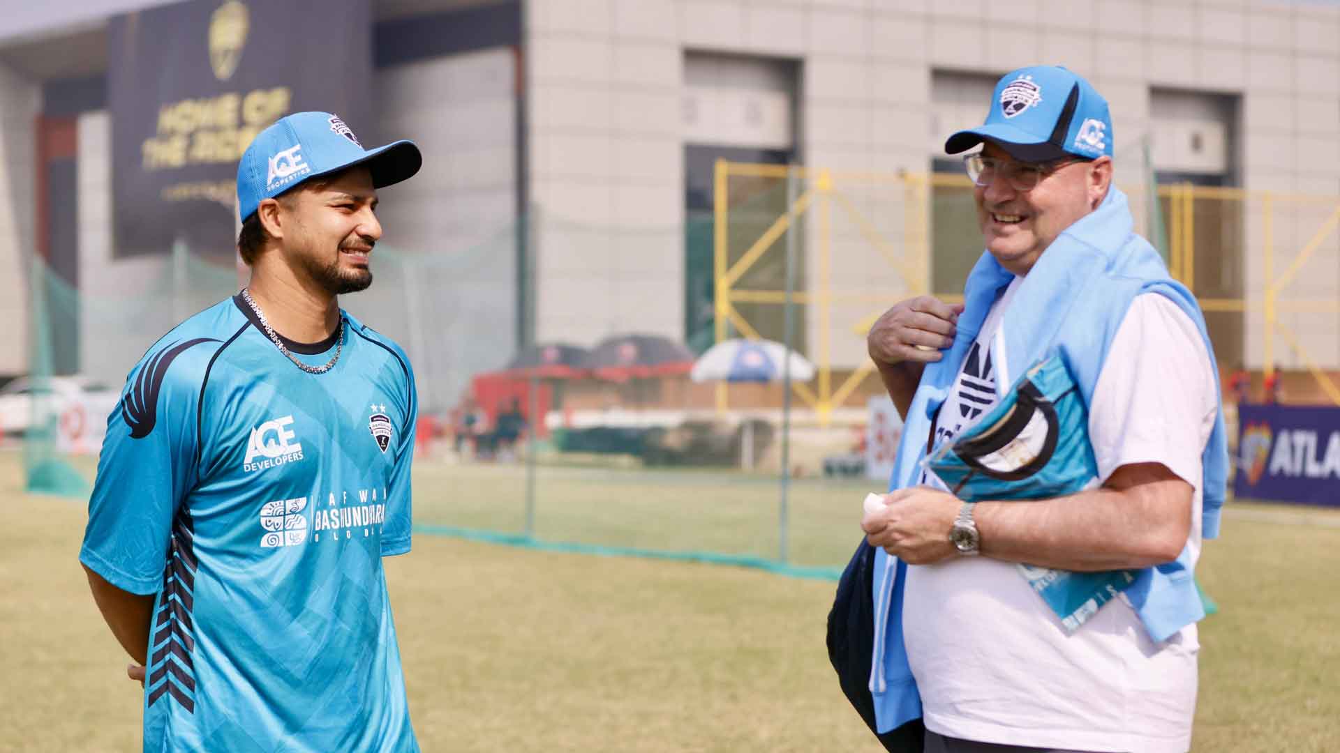 ‘দল সাজানো বেশ কঠিন হবে’, রংপুরের গভীরতা নিয়ে মিকি আর্থার