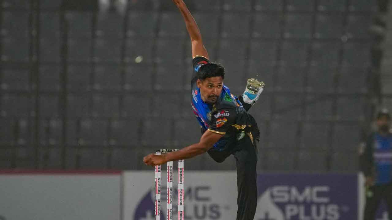 মোস্তাফিজ ‘বিন্দাস’ আছেন