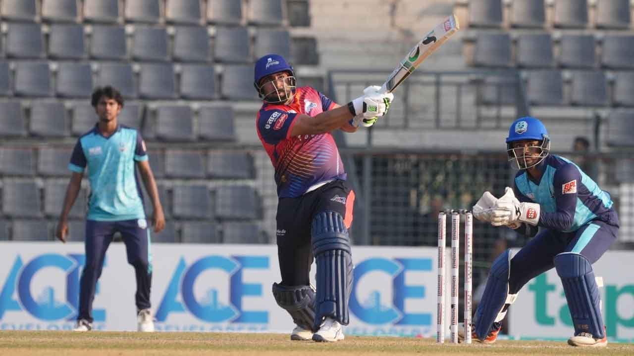 ওয়াসিমের তাণ্ডবে আবারও ছারখার নোয়াখালী