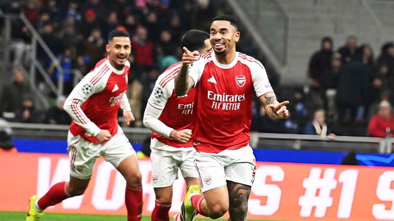 আর্সেনালের সাতে সাত, সিটি-পিএসজি কুপোকাত