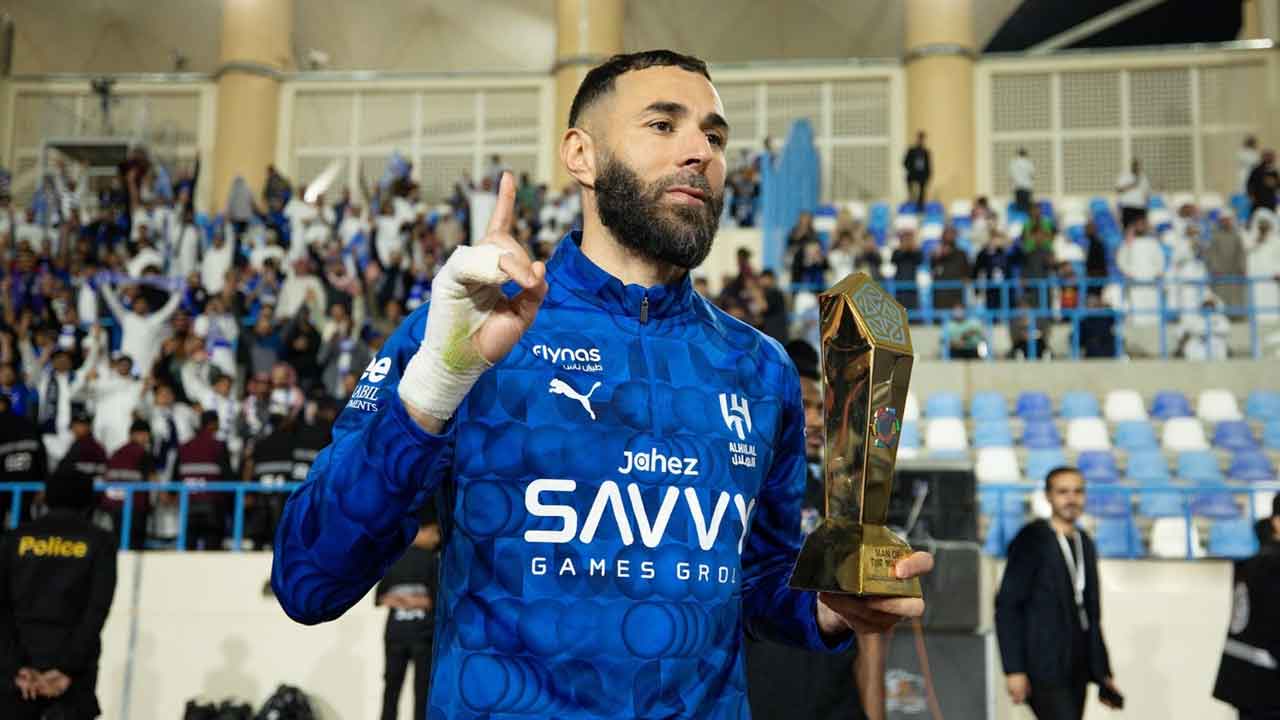 আল হিলাল অভিষেকে হ্যাটট্রিক, দল নিয়ে গর্বিত করিম বেনজেমা