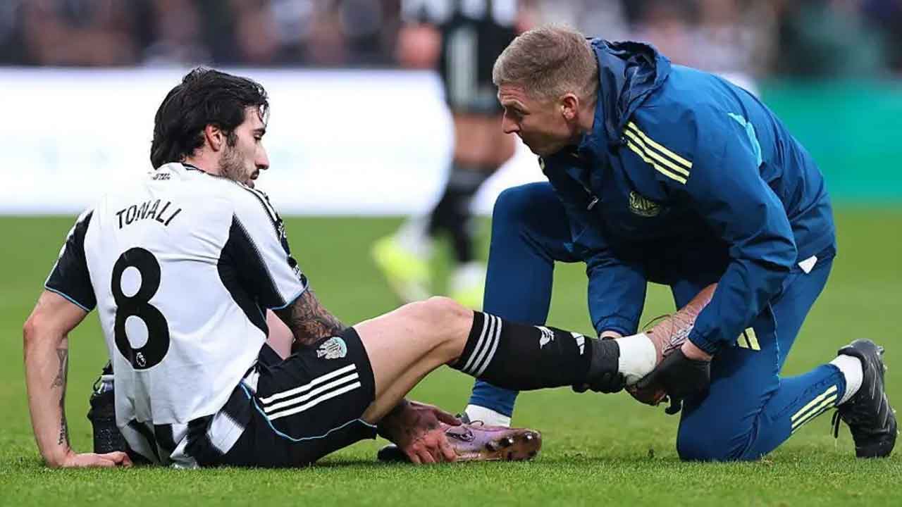 সময়ের অপচয় ঠেকাতে নতুন নিয়ম আনছে ফিফা