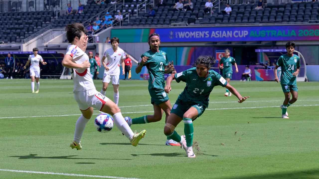 মিলি নৈপুন্যের পর শক্তিশালী কোরিয়ার কাছে ৫-০ গোলে হারল বাংলাদেশ