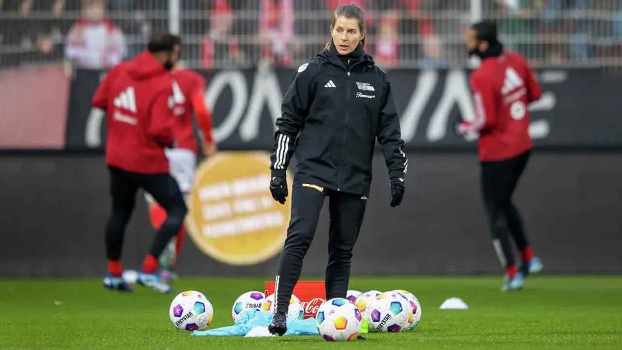 ইউরোপের শীর্ষে লিগে প্রথম নারী হেড কোচ