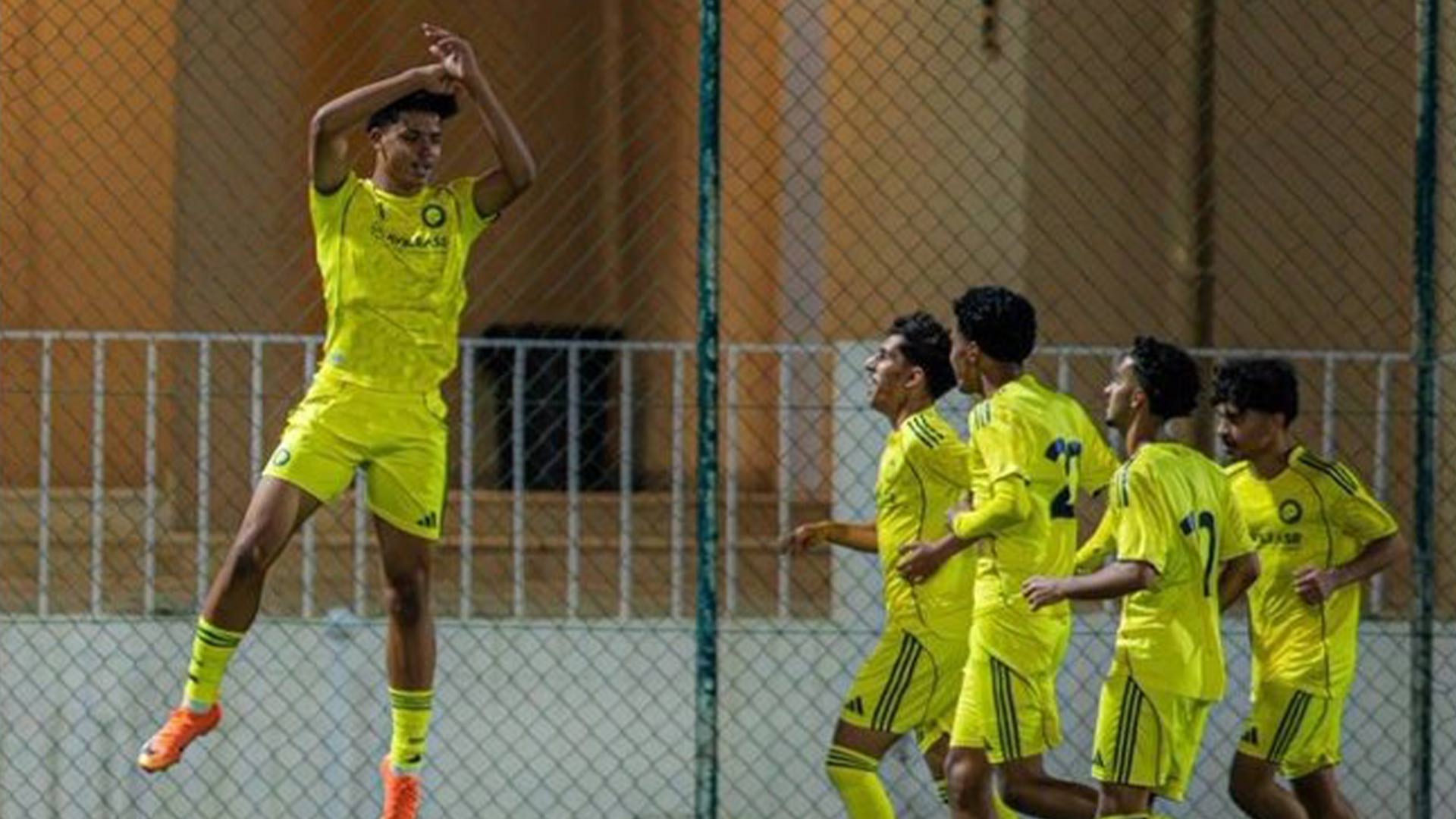 দুর্দান্ত ফ্রি-কিকে হ্যাটট্রিক রোনালদো জুনিয়রের