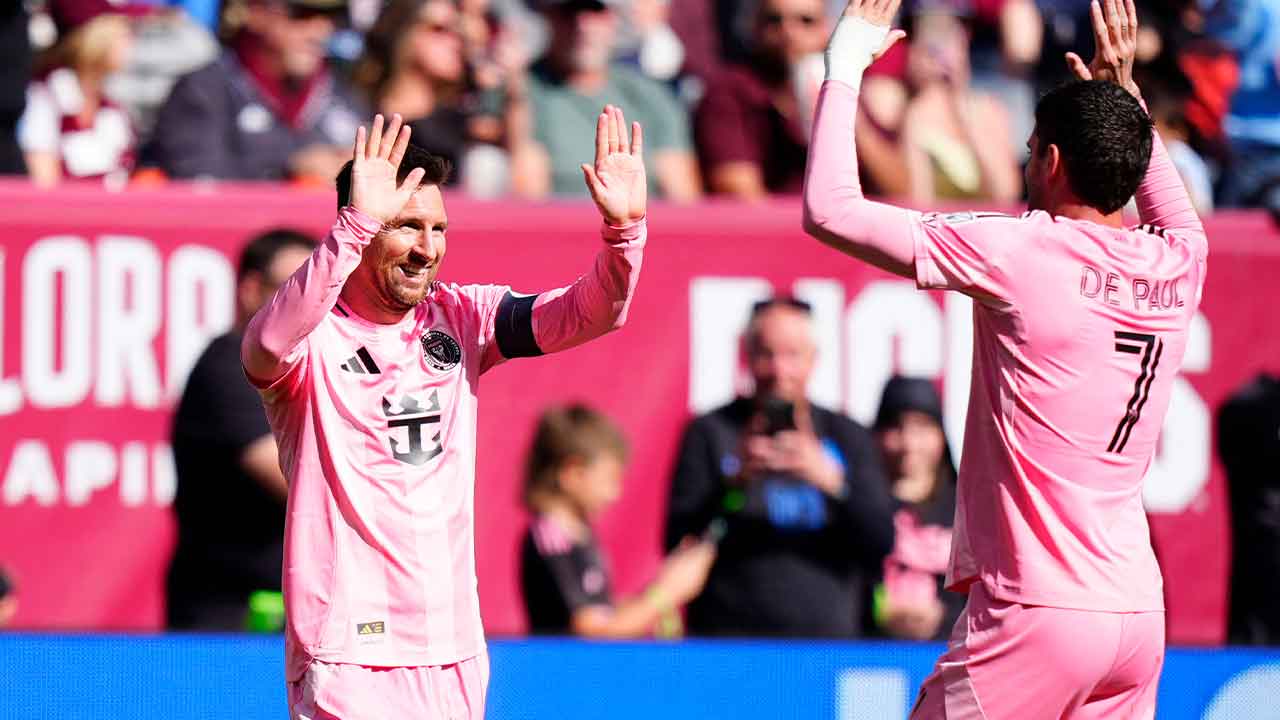 মেসির জোড়া গোলে মায়ামির দারুণ জয়