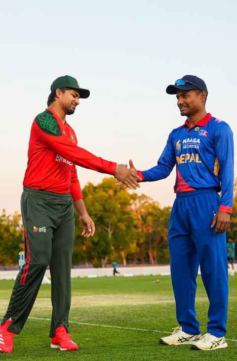টস জিতে ব্যাটিংয়ে বাংলাদেশ