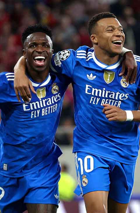 ৭ মিনিটে হ্যাটট্রিক এমবাপের, দ্রুততম রেকর্ডটি কার