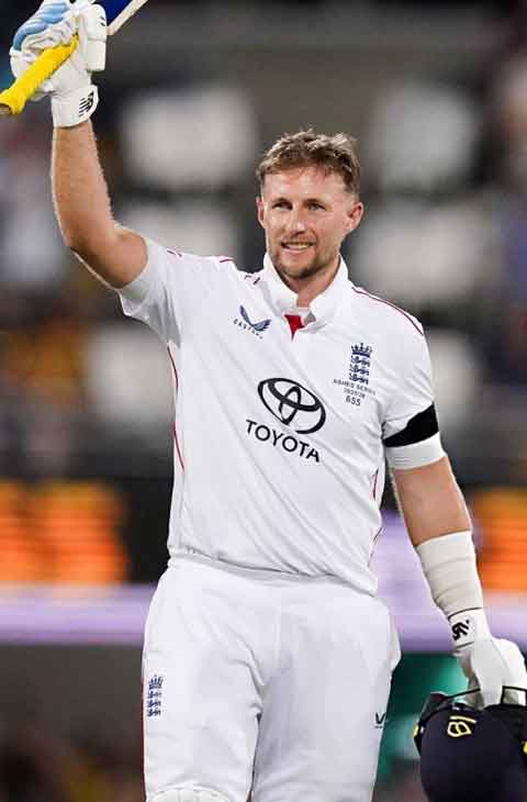 এক যুগ অপেক্ষার পর অবশেষে রুটের ‘প্রথম’